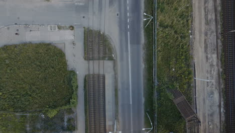 Lokomotive-Eisenbahngleis-Infrastruktursystem-Danzig-Polen-Antenne