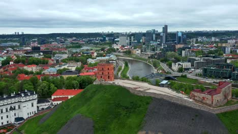 Gediminas-Tower,-Brick-Castle-On-The-Hill-With-Panorama-Of-Neris-River,-Business-District-And-Vilnius-City-In-Lithuania