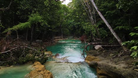Tropische-Wasserfälle,-Wasserkaskaden-Stromabwärts-Im-Mexikanischen-Dschungel,-4k-Aufnahme-Aus-Der-Luft