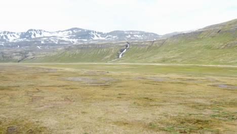 El-Espectacular-Paisaje-De-Hornvik-Bay-Islandia