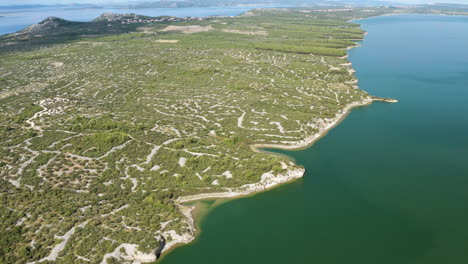 Aerial-View-of-Vransko-Lake-and-Agriculture-Fields,-Dalmatia,-Croatia---drone-shot