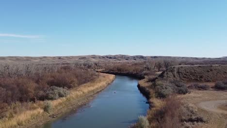 The-southern-bank-above-the-Red-Deer-River-in-Alberta-Canada
