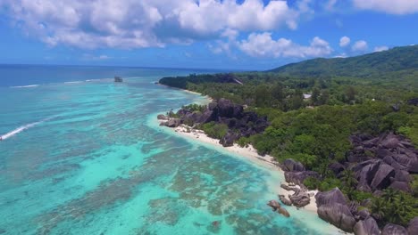 Aerial-view-of-beautiful-Seychelles