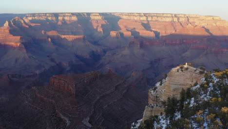 Majestic-mountains-and-deep-valley-of-Grand-Canyon-from-Shoshone-point,-USA-during-sunrise