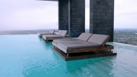 Swimming-pool-hammock-on-the-top-floor-of-the-building