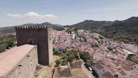 Charmante-Mittelalterliche-Burg-Von-Vide-Town,-Alentejo,-Portugal