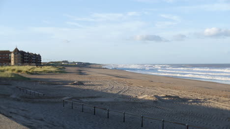 Panoramablick-Auf-Den-Sandstrand-Von-Sandilands-Küste-Von-Mablethorpe-Im-Vereinigten-Königreich