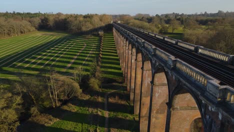 Ouse-Valley-or-Balcombe-viaduct,-Sussex-in-UK