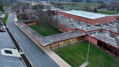 Aerial-of-American-school-building