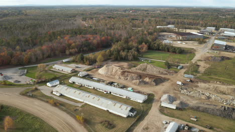 Drone-shot-flying-over-a-development-site-in-Scarborough,-Maine