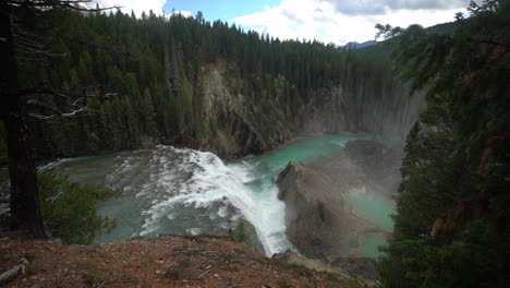 Wapta-Falls,-British-Columbia,-Canada