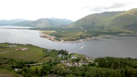 Corran-Fähre-über-Den-See-Loch-Linnhe-Von-Nether-Lochaber-Nach-Ardgour-In-Schottland