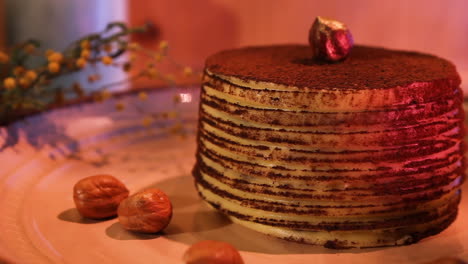 Delicious-round-stack-of-freshly-cooked-pancakes--Close-up