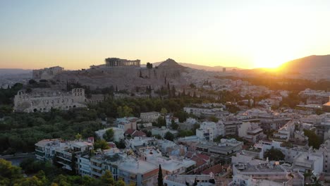 Grecia-Acrópolis-Ciudad-De-Atenas-Partenón,-Monte-Lycabettus,-Edificio-Del-Parlamento-Y-Edificios-Residenciales-En-Verano