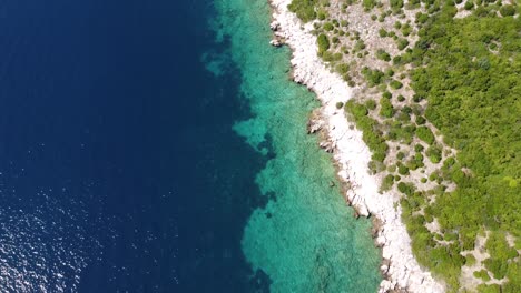 Aerial-Drone-View-of-the-Coastline-and-Adriatic-Sea-at-Dalmatia,-Croatia