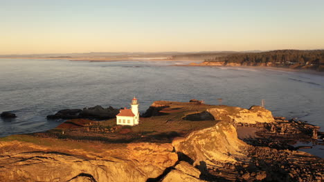 Cape-Arago-Lighthouse,-Southern-Oregon-Coast,-USA