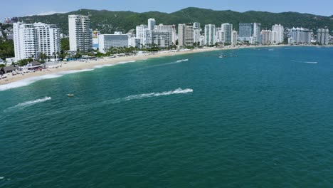 Tropical-Town-of-Acapulco,-Mexico-for-Summer-Tourism---Aerial