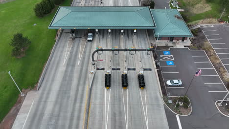 American-flag-at-interstate-toll-plaza