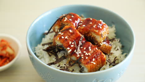 Aalreisschüssel-Oder-Unagi-Reisschüssel---Japanischer-Essensstil