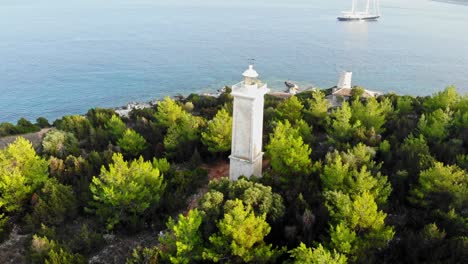 Venetian-Lighthouse-In-Fiskardo-Bay,-Cephalonia-Island,-Greece