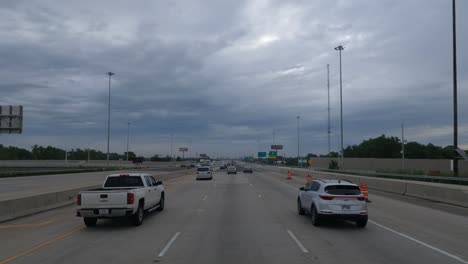Driving-POV:-on-the-highway-of-Chicago