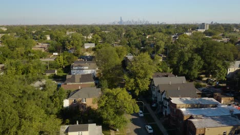 Homes-in-Englewood,-Chicago-in-Summer