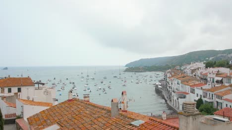 Boats-On-The-Bay-From-The-Viewpoint-Of-Santa-Maria-De-Cadaques-Church-In-Cadaquez,-Spain