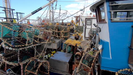 Fishing-boats-in-the-harbour-during-season