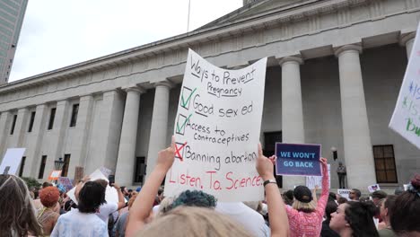 Protestors-gather-at-the-Ohio-Statehouse-to-protest-the-Supreme-Court-striking-down-Roe-Vs