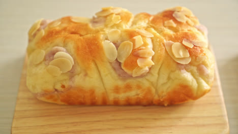 delicious-taro-toast-bread-on-wood-board