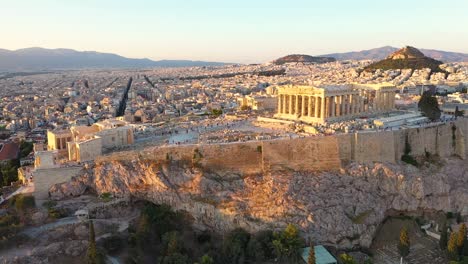 Akropolis-Stadt-Athen-Parthenon,-Symbol-Des-Alten-Griechenlandes,-Berg-Lycabettus,-Parlamentsgebäude,-Wohngebäude