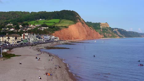 Sidmouth,-a-small-coastal-town-in-Devon-England-with-cliffs-forming-part-of-the-UNESCO-World-Heritage-Site-of-the-Jurassic-Coast