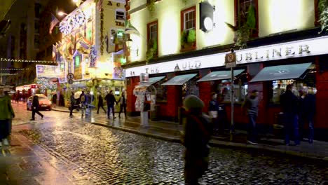 Templebar-Dublin-is-one-of-the-main-tourist-attractions-all-year-round