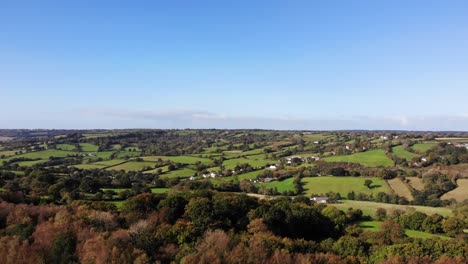Idyllic-East-Devon-Countryside-View.-Aerial-Dolly-Forward
