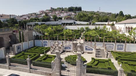 Entrance-of-deserted-garden-of-Episcopal-Palace-of-Castelo-Branco,-Portugal