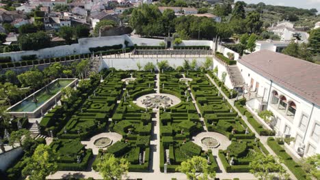 Jardines-Del-Antiguo-Palacio-Episcopal,-Castelo-Branco,-Portugal