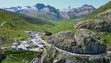 Tour-De-France-Klassifizierung-Etappe-Col-De-La-Croix-De-Fer-In-Den-Französischen-Alpen---Antenne