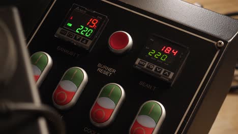 A-coffee-grinder-control-panel-at-work