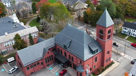 Wolfeboro-Town-Hall,-New-Hampshire-USA