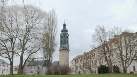 Der-Turm-Der-Stadtburg-Weimar-An-Einem-Kalten-Und-Bewölkten-Tag-Im-Winter