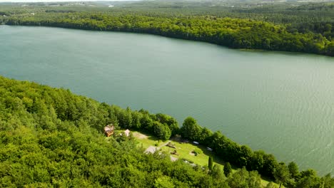 Aerial-view-of-Radunskie-Lake-with-view-on-private-villas-on-the-riverbank