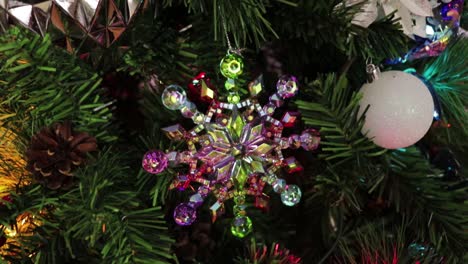 Christmas-tree-and-beautiful-ornaments.-Xmas-decorations.-Tilt