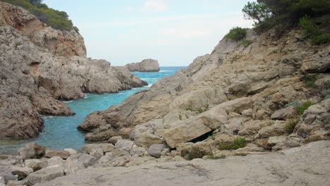 Rocky-path-leading-to-a-high-coastal-sea-,Spain