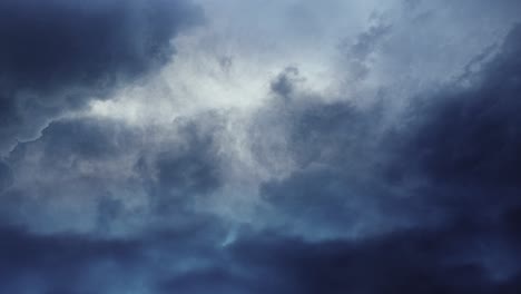 Zeitraffer-Blauer-Himmel-Und-Sich-Bewegende-Wolken,-Gewitter