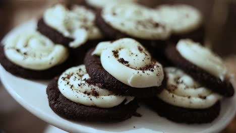 Wedding-Reception-Platter-Of-Chocolate-Cookies-With-Cream,-Pull-Back