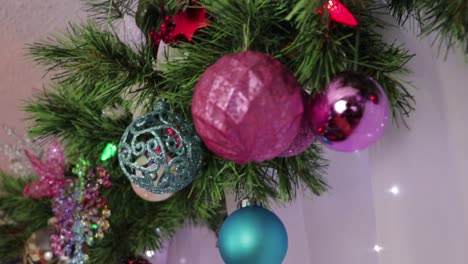 Christmas-garland-with-colored-ornaments.-Beautiful-xmas-decorations