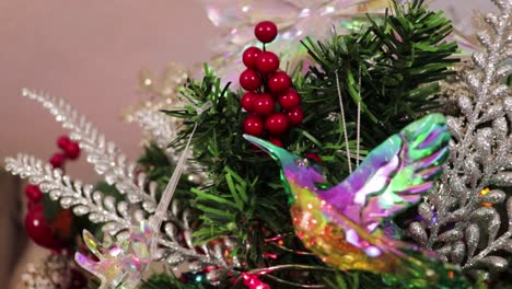 Christmas-tree-ornaments.-Xmas-decorations.-Zoom
