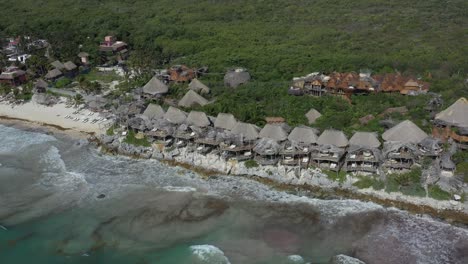 Ungewöhnliche-Unterkunft-Im-Azulik-Resort-In-Tulum-In-Mexiko