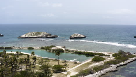 AERIAL---Beautiful-beach-of-Cayo-Lobos,-Fajardo,-Puerto-Rico,-wide-forward-shot