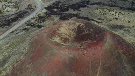 Schlackenkegel-Vulkan,-St.-George,-Utah,-Erstaunliche-Drohnenaufnahme-Von-Einem-Der-Schlackenkegel-In-Washington-County